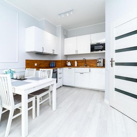 Bright - Neptun Park By Oneapartments 格但斯克 外观 照片